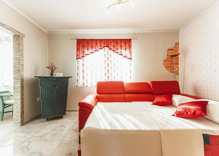 Holiday Homes I&G By The River Next To Olimje