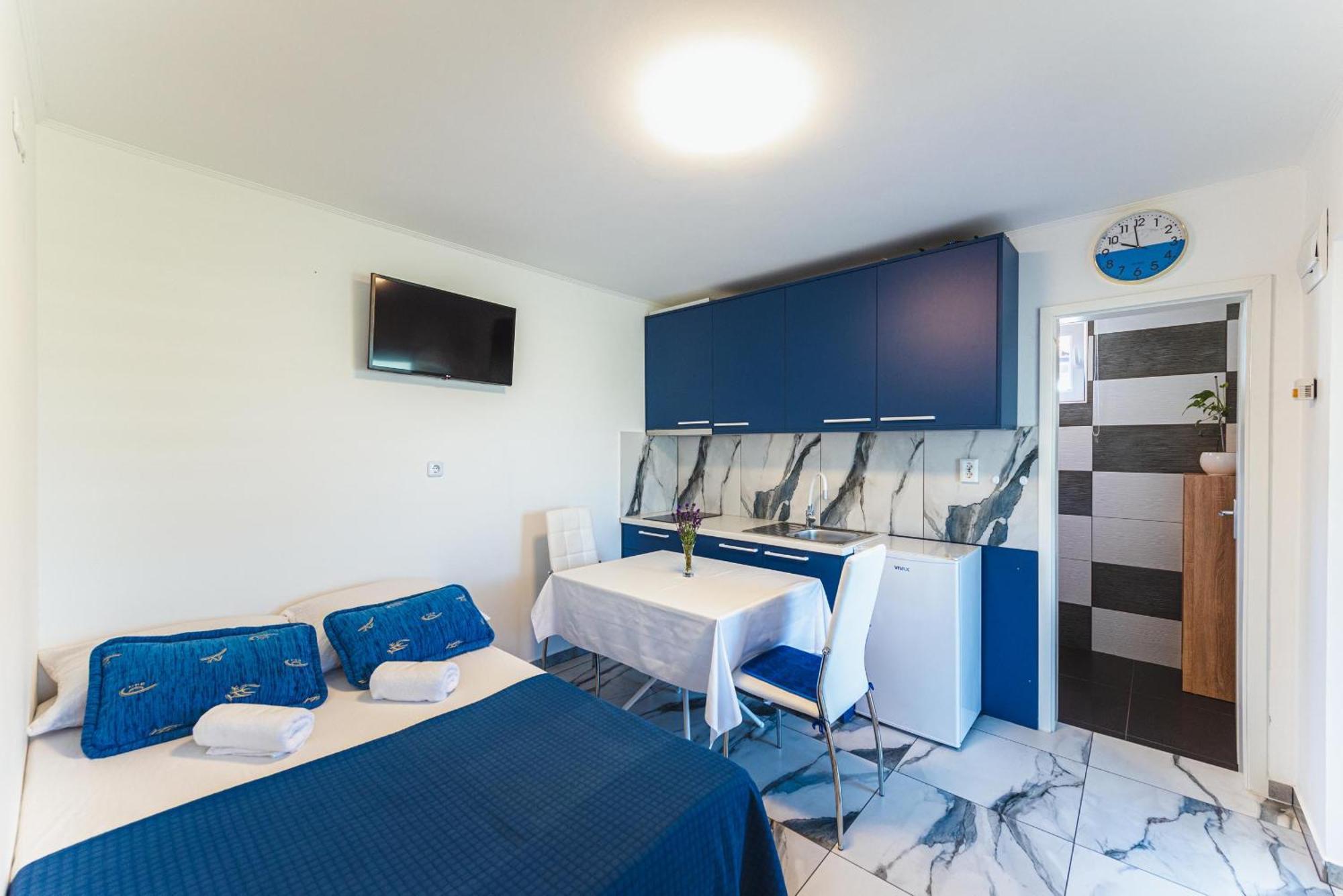 Apartment Homes I&g By The River Next To Olimje Kozje